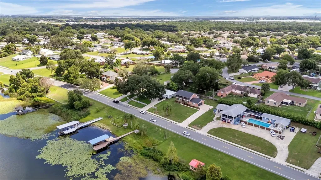 1218 Lake Ariana Boulevard Auburndale FL 33823