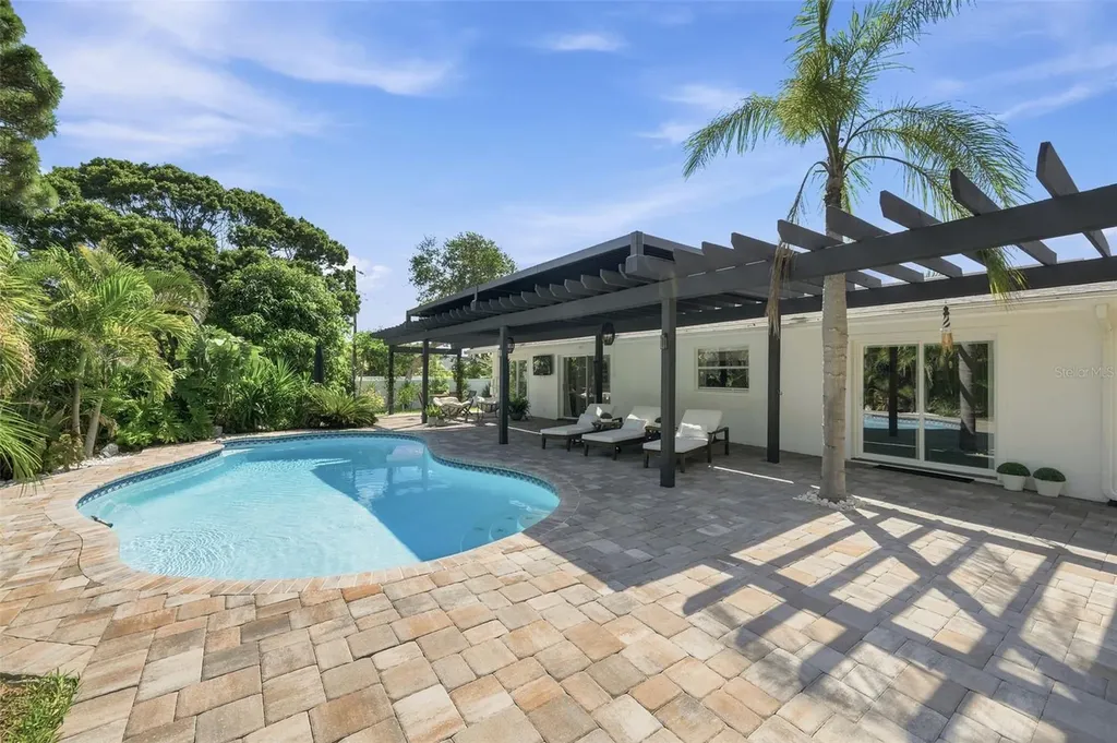 14297 Geneva Drive Largo FL 33774
