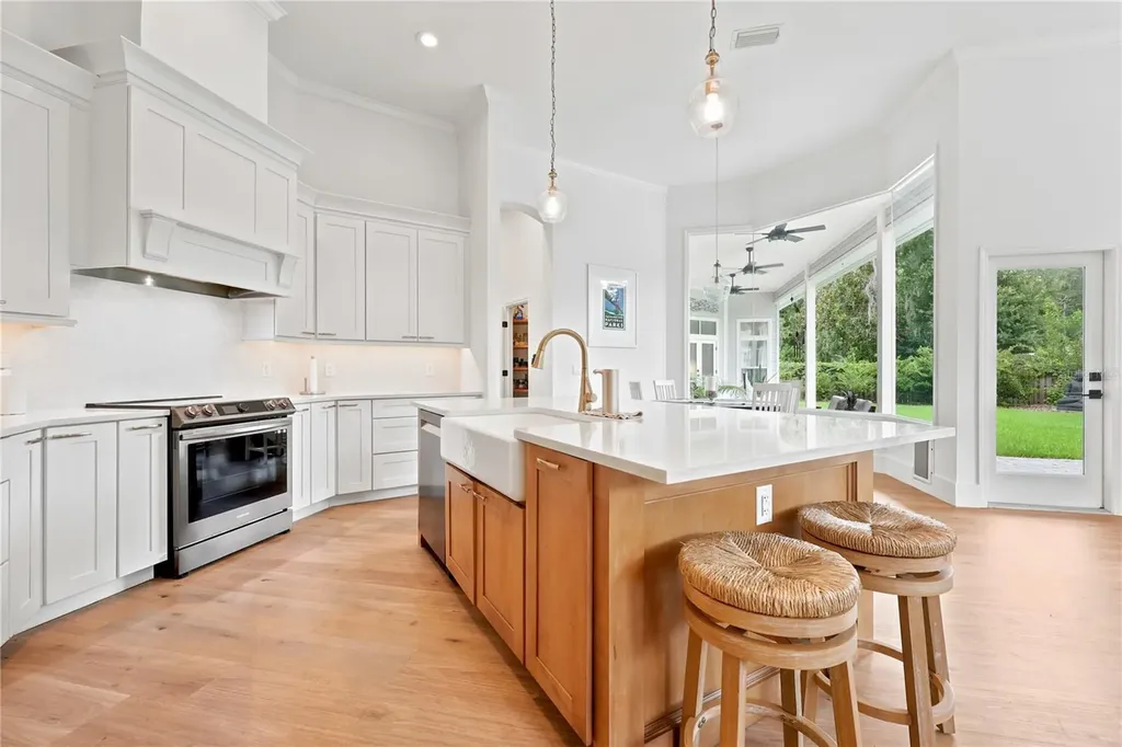 5117 NW 55th Street Gainesville FL 32653
