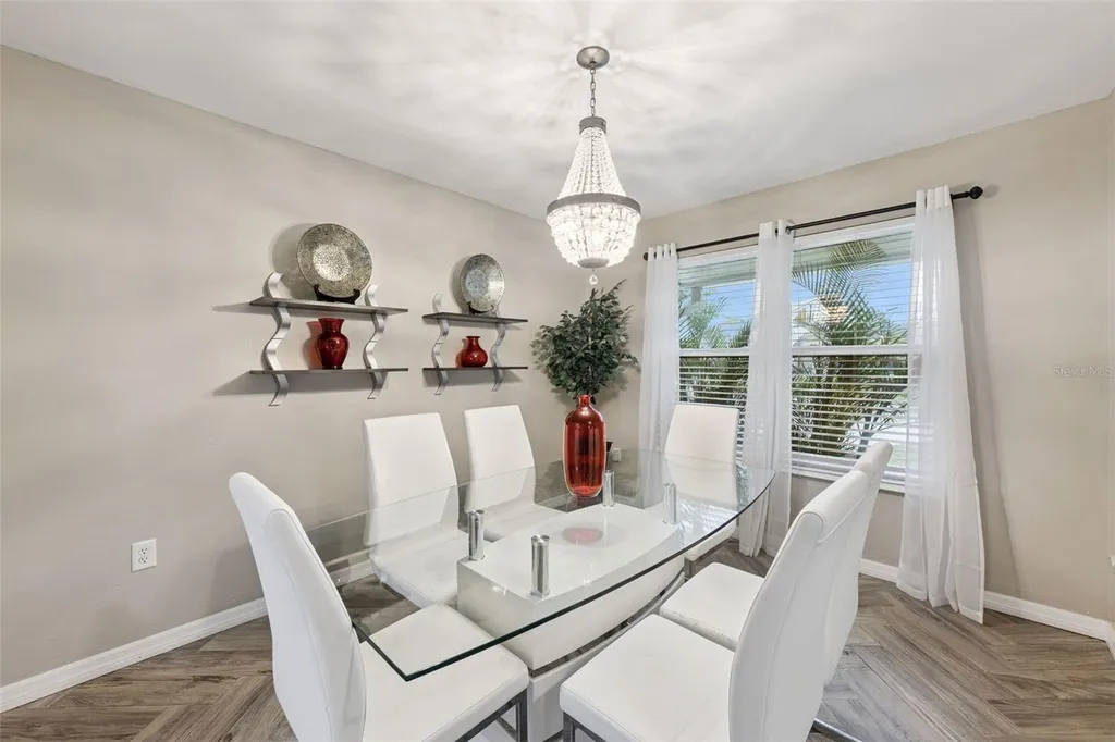 2011 Excalibur Drive Orlando FL 32822