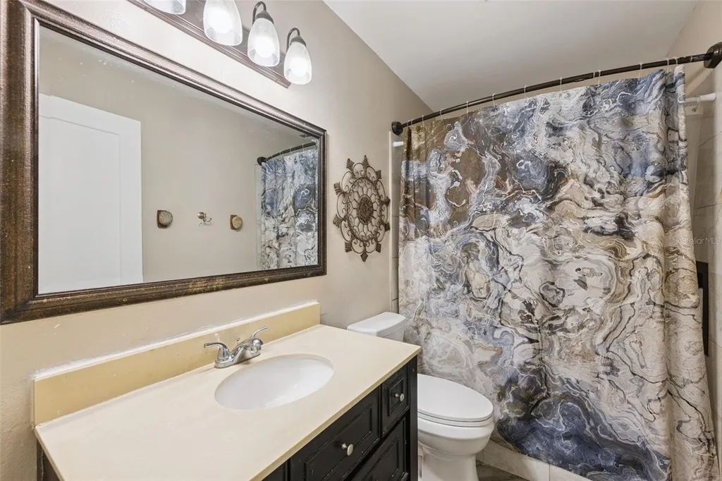 2011 Excalibur Drive Orlando FL 32822