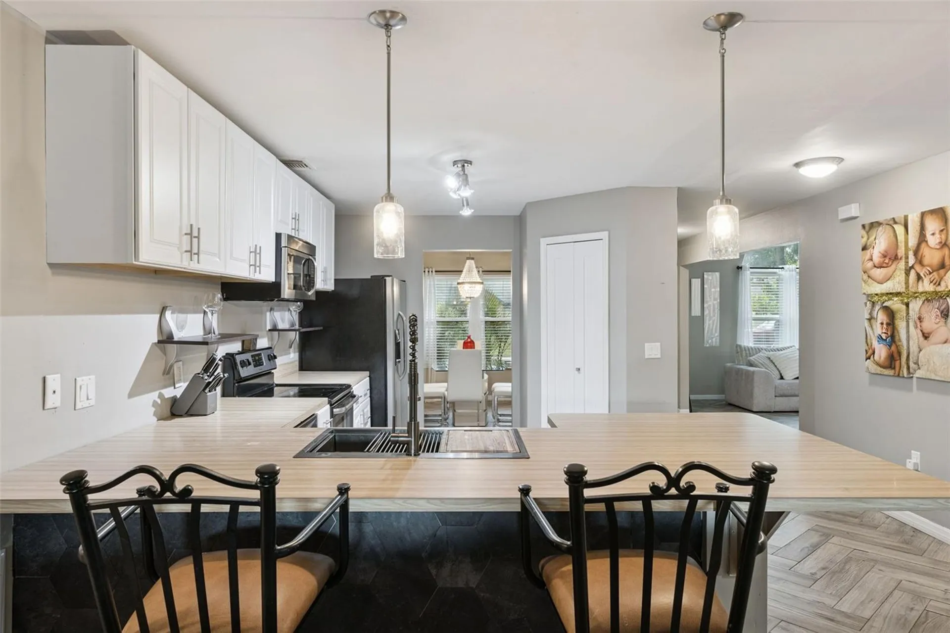 2011 Excalibur Drive Orlando FL 32822