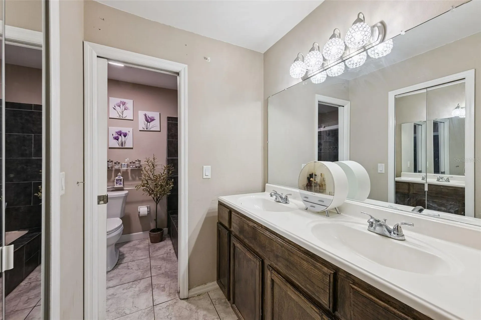 2011 Excalibur Drive Orlando FL 32822