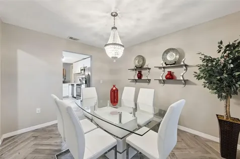 2011 Excalibur Drive Orlando FL 32822