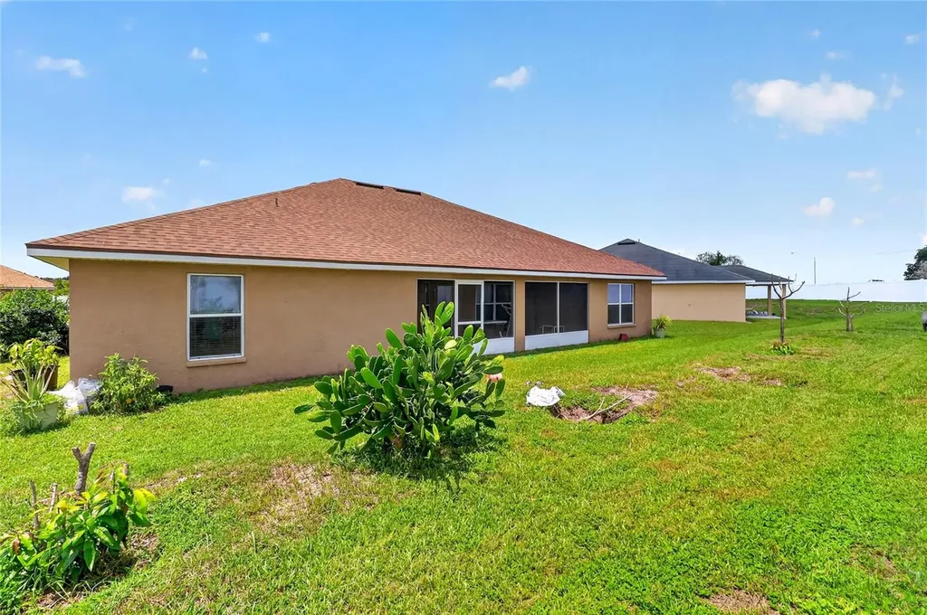 1097 Normandy Heights Circle Winter Haven FL 33880