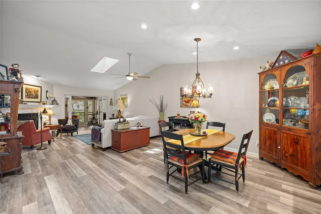 1598 NW 19th Circle Gainesville FL 32605