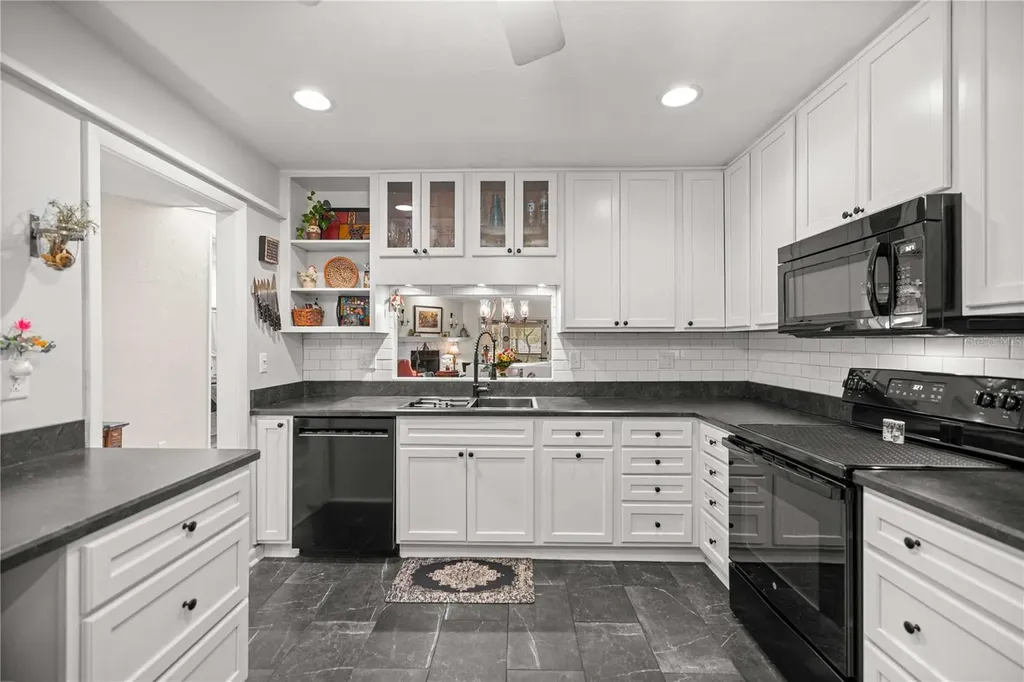 1598 NW 19th Circle Gainesville FL 32605