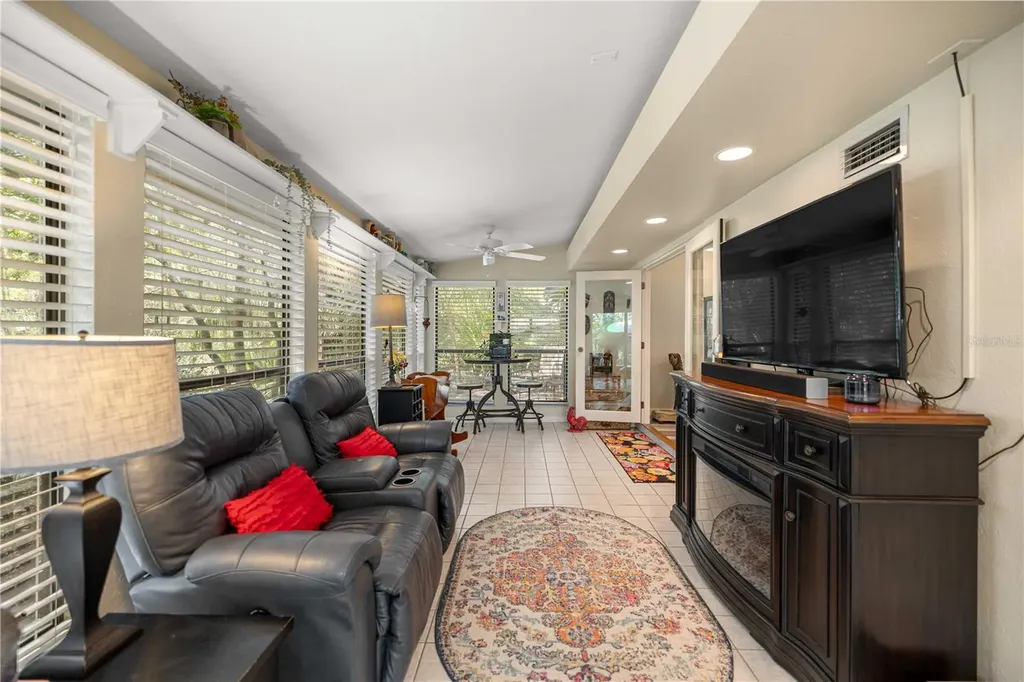 1598 NW 19th Circle Gainesville FL 32605
