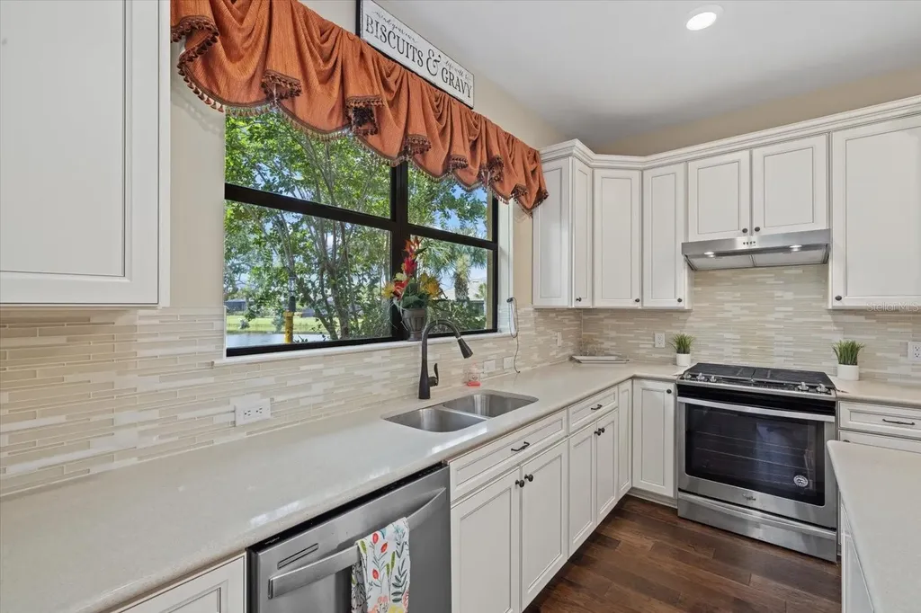 17011 Hampton Falls Terrace Lakewood Ranch FL 34202