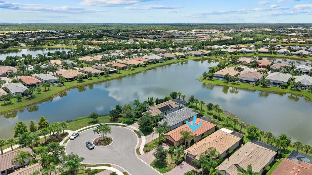 17011 Hampton Falls Terrace Lakewood Ranch FL 34202