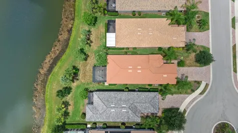 17011 Hampton Falls Terrace Lakewood Ranch FL 34202