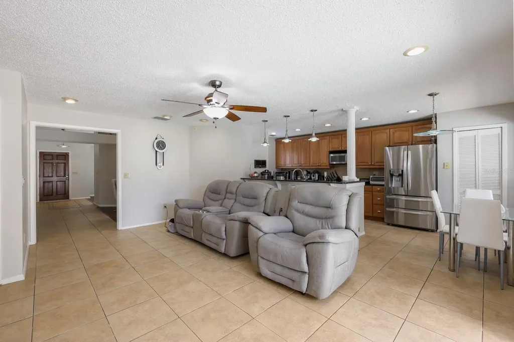 1912 Firethorn Court Brandon FL 33511