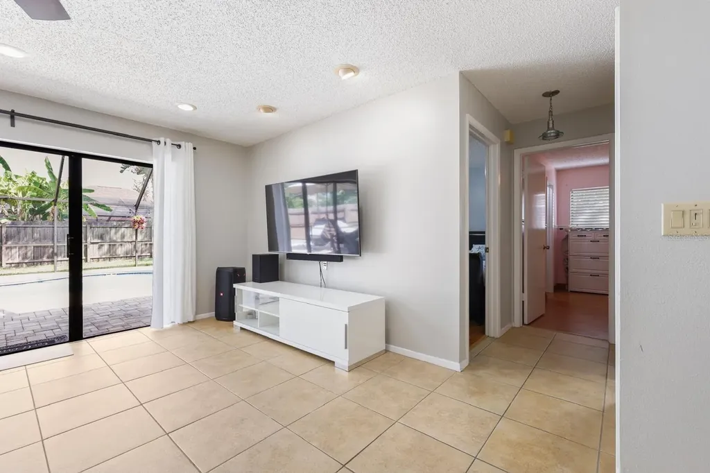 1912 Firethorn Court Brandon FL 33511