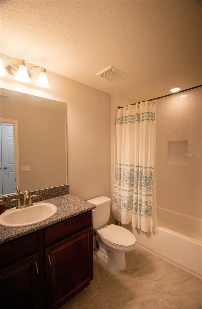 16485 Courtyard Loop Land O Lakes FL 34638