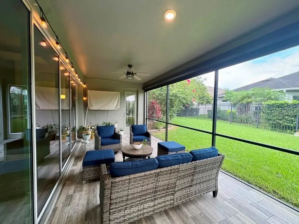 16485 Courtyard Loop Land O Lakes FL 34638