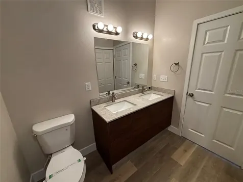 4424 S Texas Avenue Orlando FL 32839