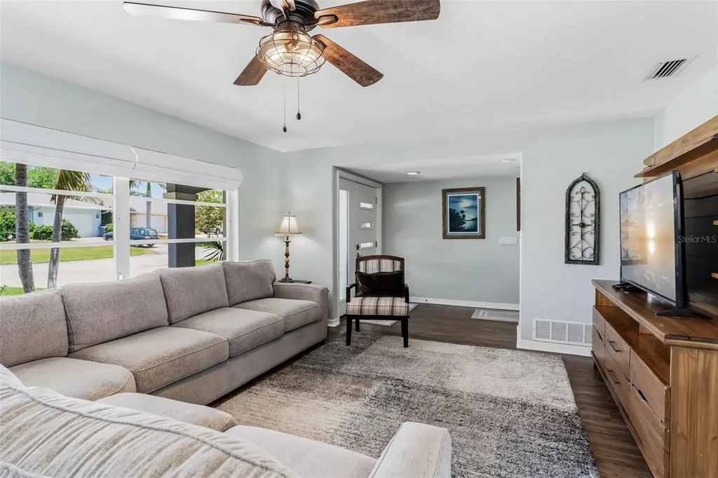 14570 Tanglewood Drive Largo FL 33774