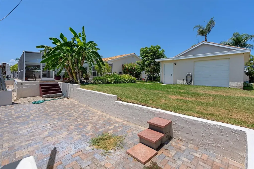 15602 Century Drive Hudson FL 34667