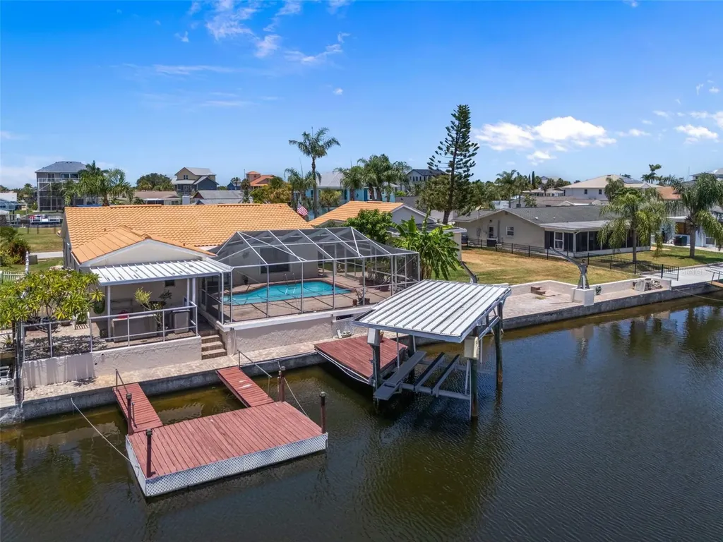15602 Century Drive Hudson FL 34667