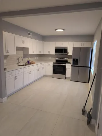 4416 N Clark Avenue Tampa FL 33614