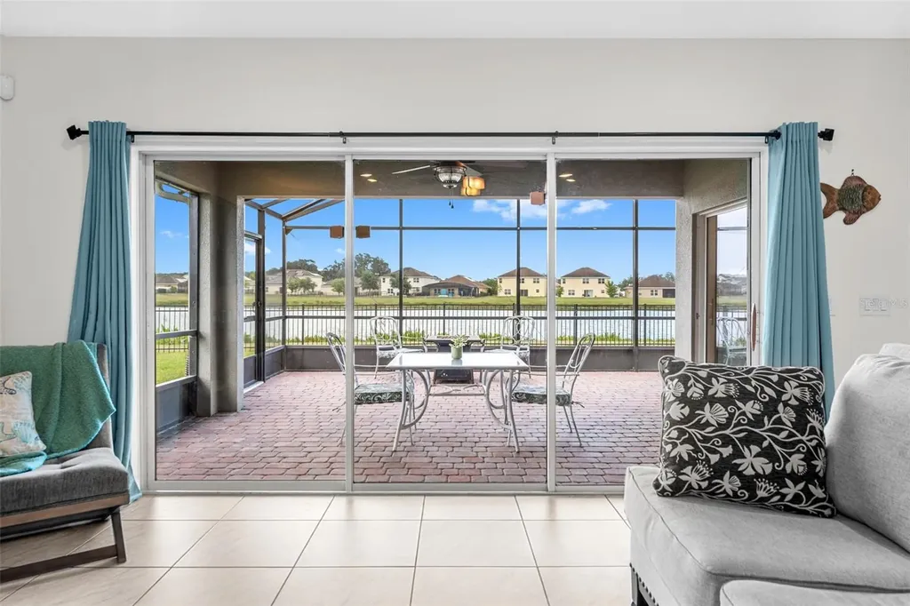 4851 Pearl Lake Court Kissimmee FL 34758