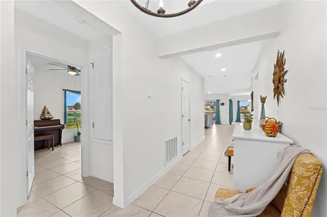 4851 Pearl Lake Court Kissimmee FL 34758