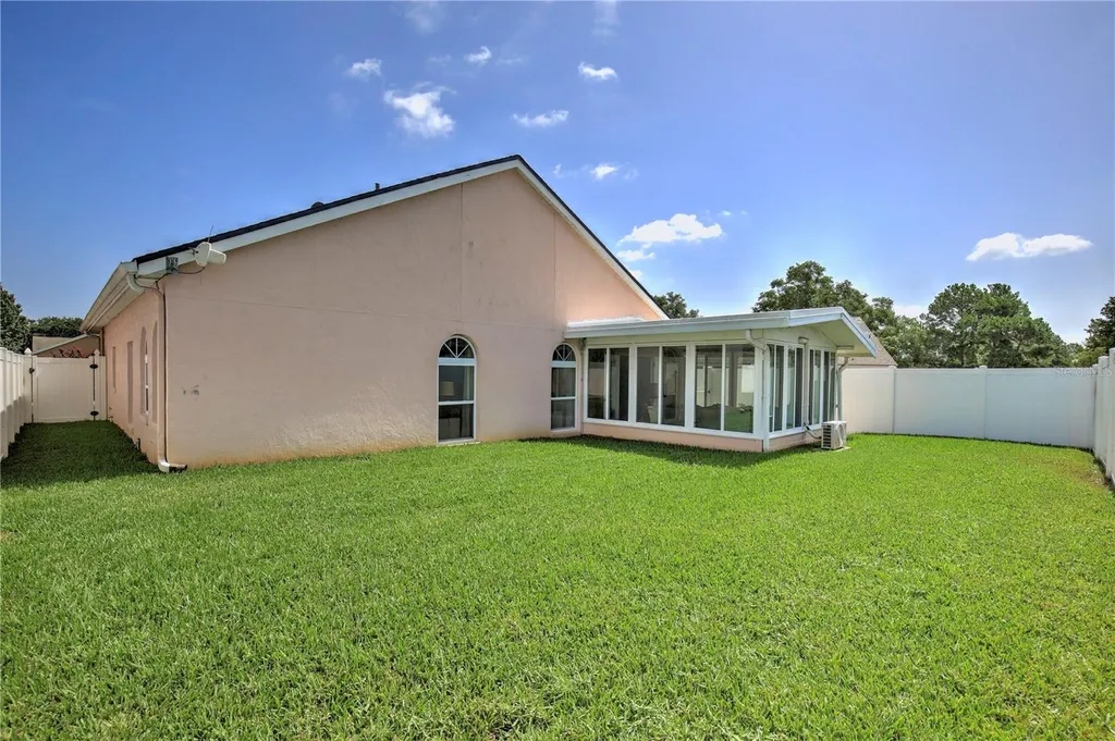 1554 Margarete Crescent Drive Apopka FL 32703