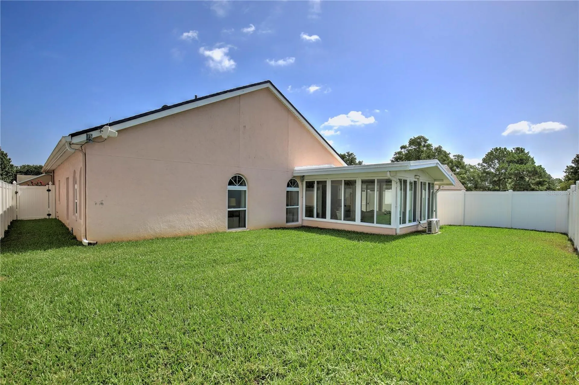 1554 Margarete Crescent Drive Apopka FL 32703