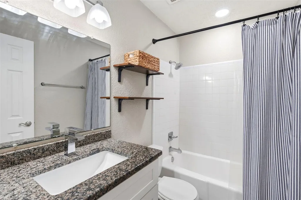 4725 Coquina Key Drive SE St Petersburg FL 33705