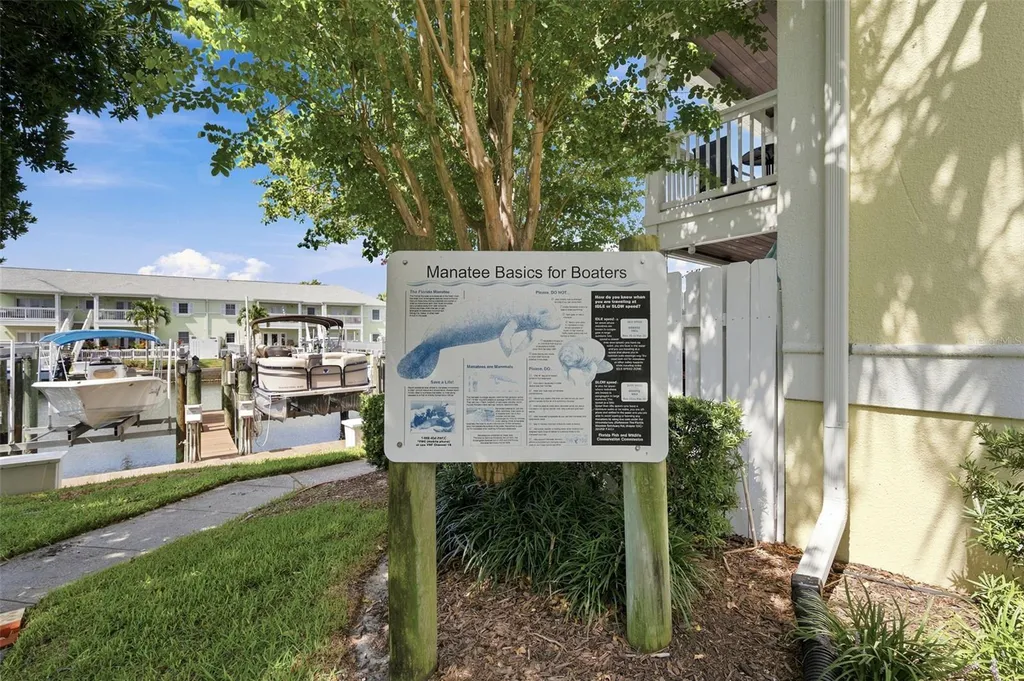 4725 Coquina Key Drive SE St Petersburg FL 33705