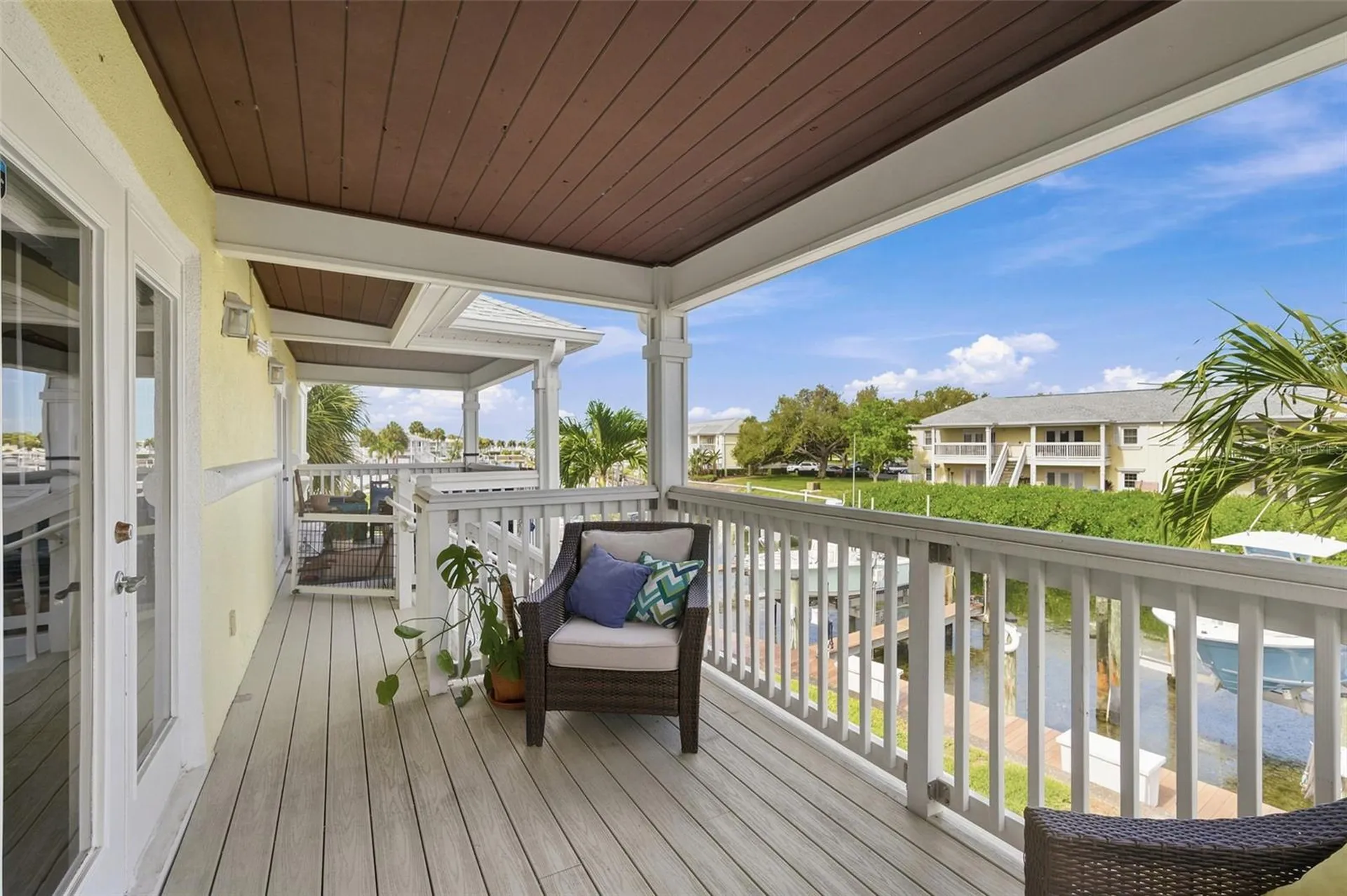 4725 Coquina Key Drive SE St Petersburg FL 33705