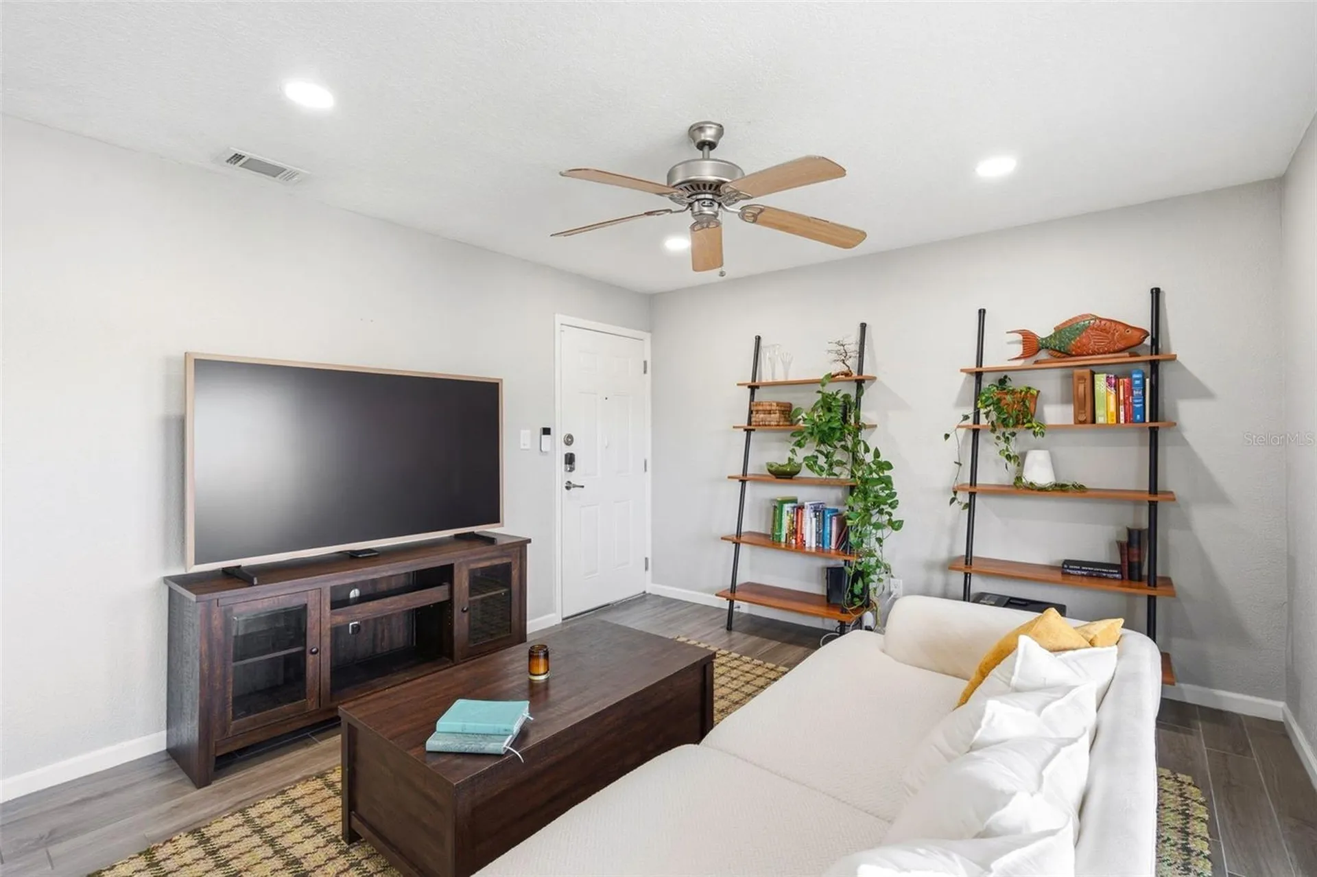 4725 Coquina Key Drive SE St Petersburg FL 33705