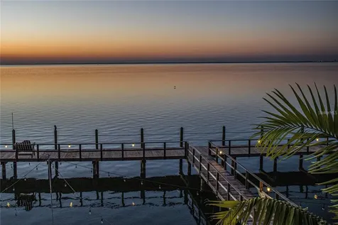 4725 Coquina Key Drive SE St Petersburg FL 33705