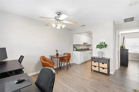 4725 Coquina Key Drive SE St Petersburg FL 33705