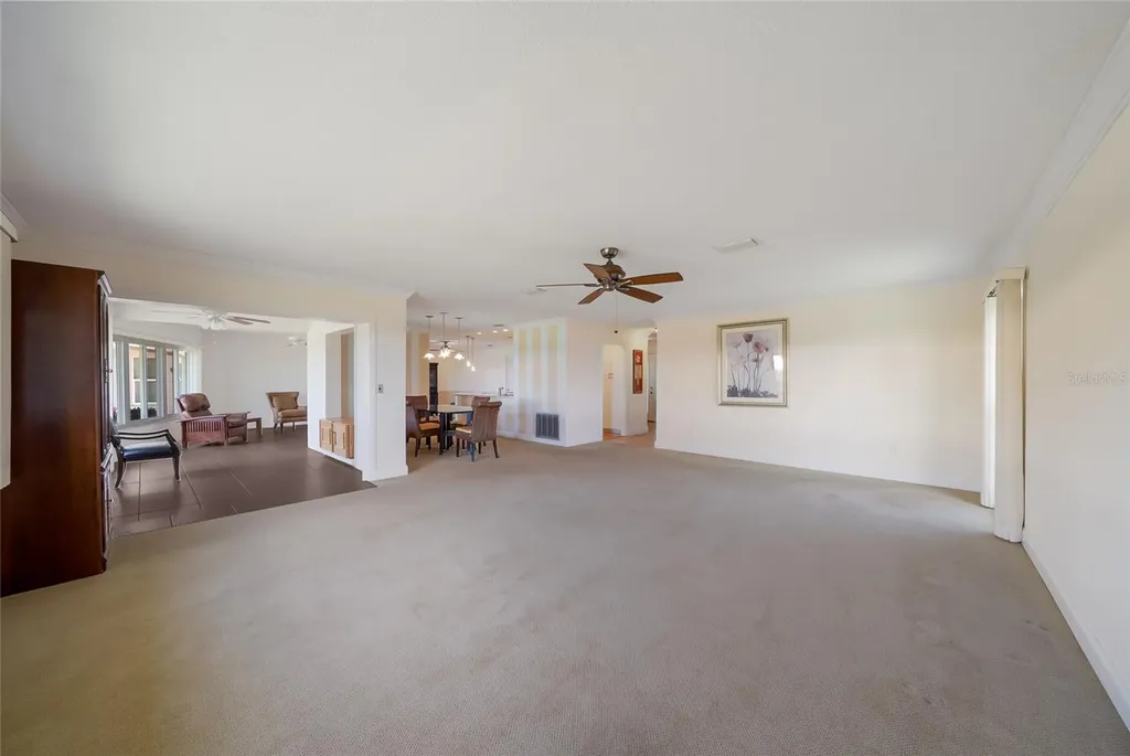6615 10th Avenue W Bradenton FL 34209