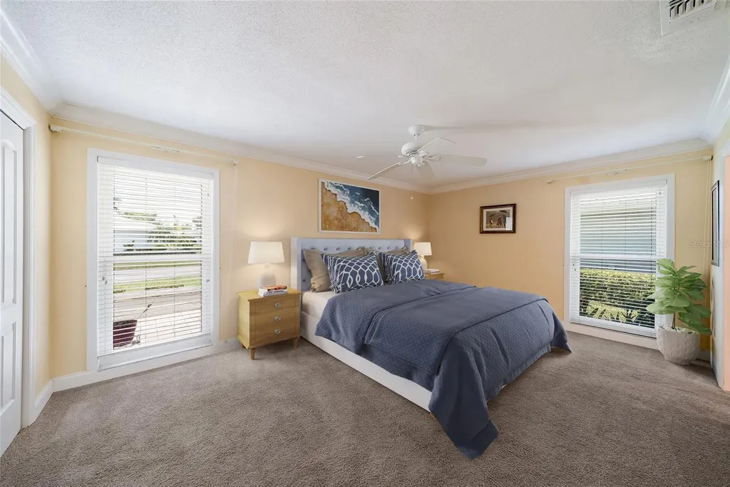 6615 10th Avenue W Bradenton FL 34209