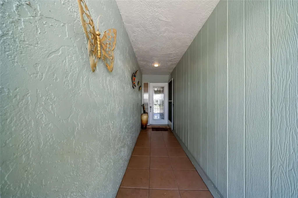 6615 10th Avenue W Bradenton FL 34209