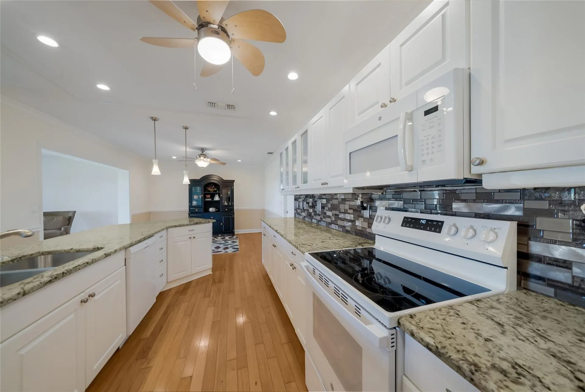 6615 10th Avenue W Bradenton FL 34209