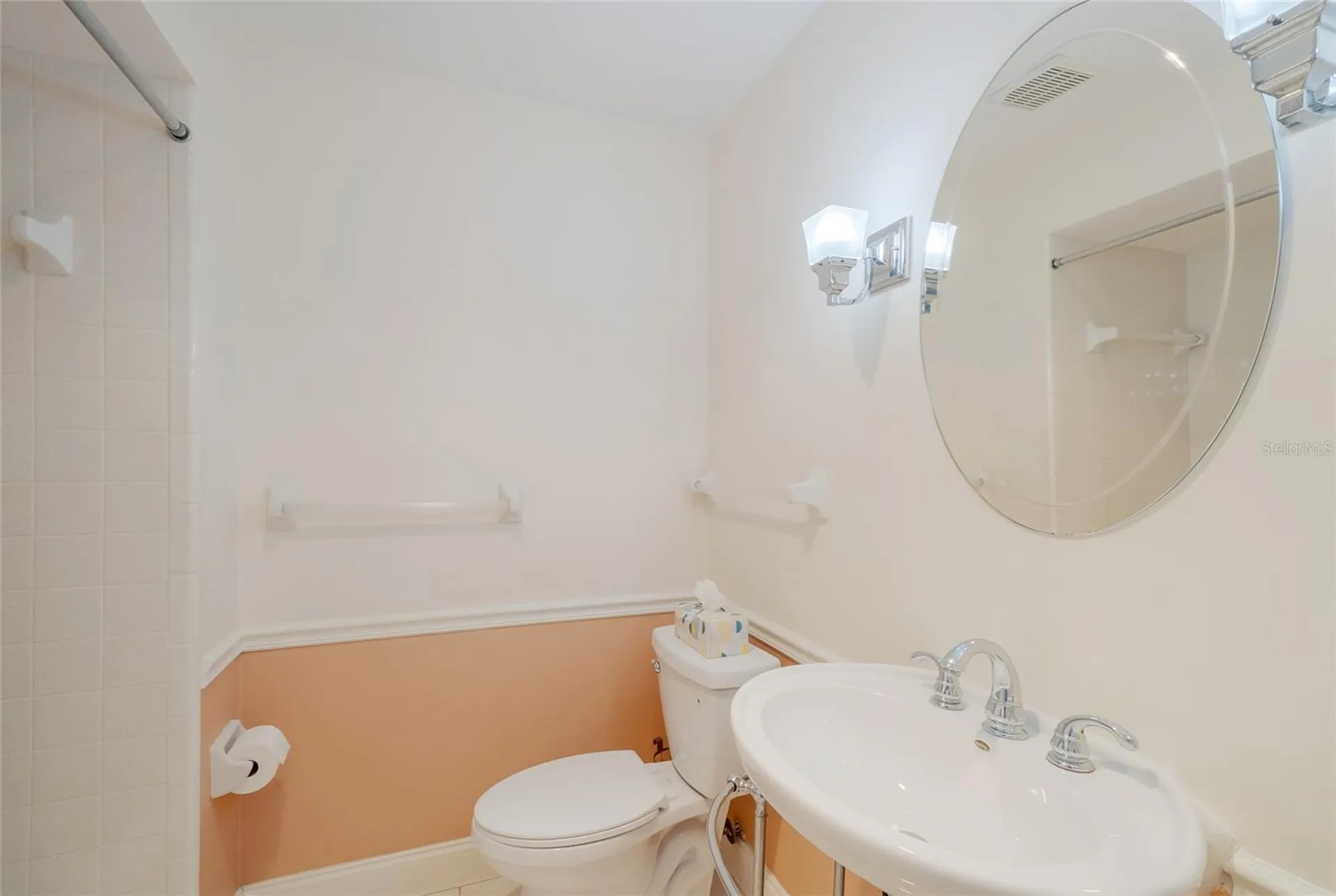 6615 10th Avenue W Bradenton FL 34209