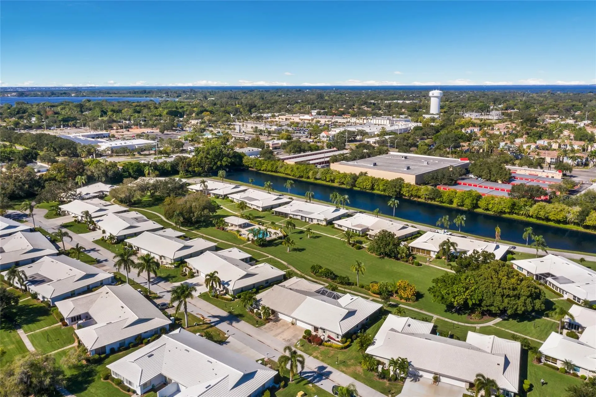 6615 10th Avenue W Bradenton FL 34209