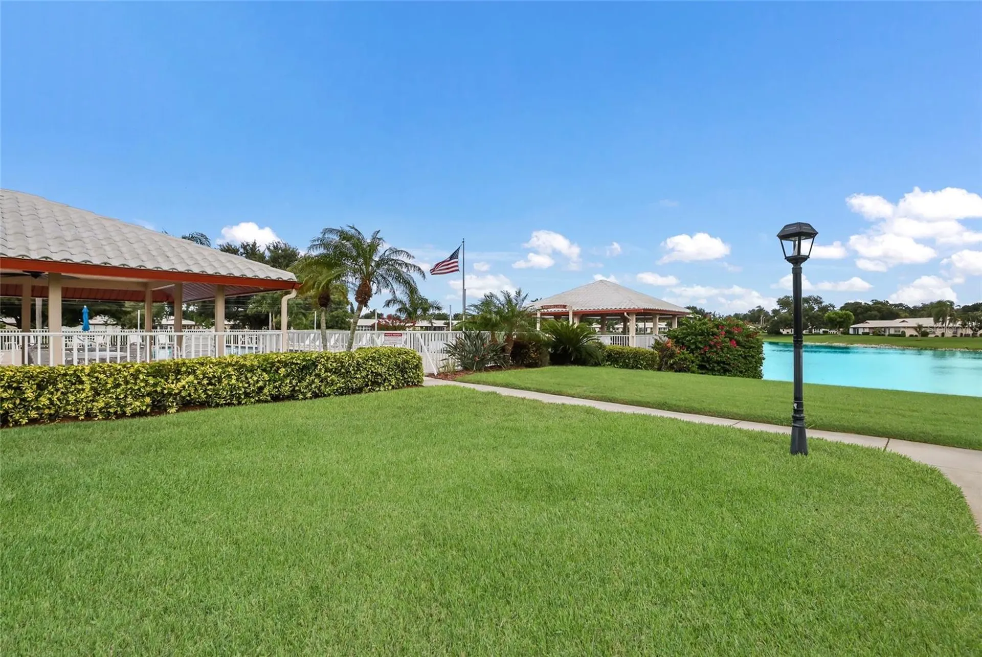 6615 10th Avenue W Bradenton FL 34209