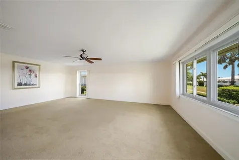 6615 10th Avenue W Bradenton FL 34209