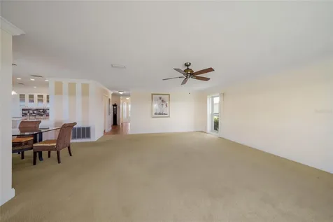 6615 10th Avenue W Bradenton FL 34209
