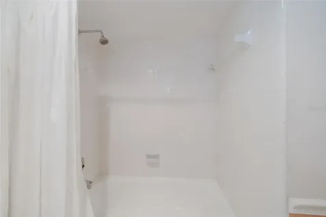 6615 10th Avenue W Bradenton FL 34209