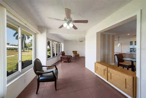 6615 10th Avenue W Bradenton FL 34209