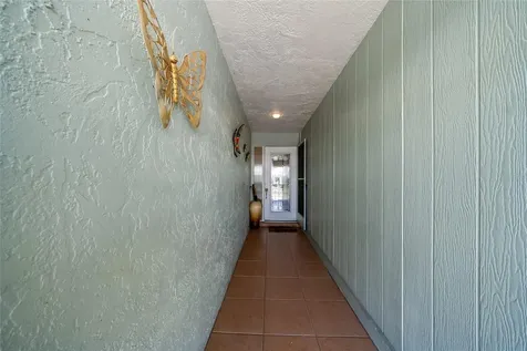 6615 10th Avenue W Bradenton FL 34209