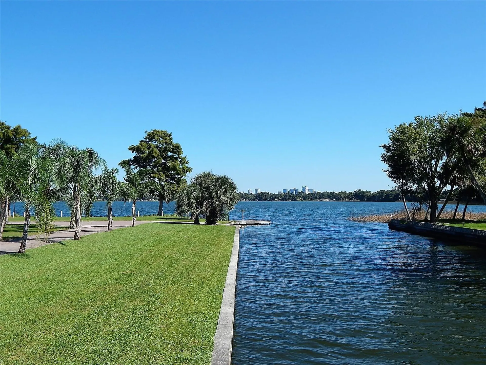2400 Lauderdale Court Orlando FL 32805