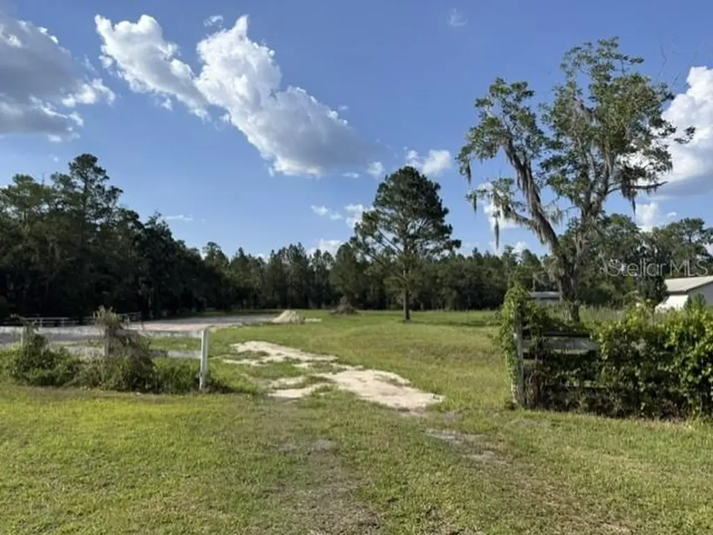 420 NW 9th Avenue Lake Butler FL 32054