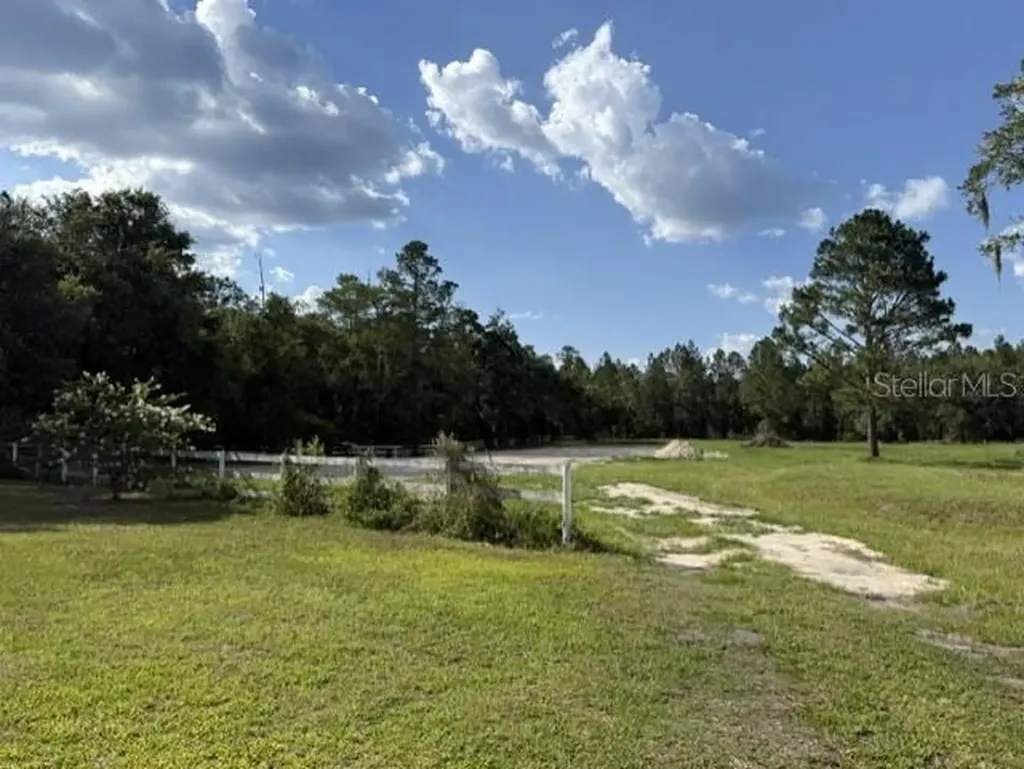 420 NW 9th Avenue Lake Butler FL 32054