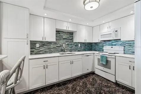 17920 Gulf Boulevard St Petersburg FL 33708